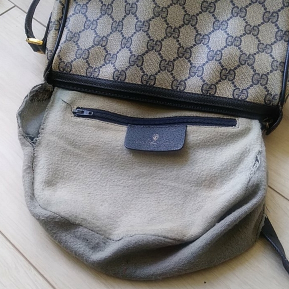 ***SOLD****GUCCI SHERRY LINE SHOULDER BAG - Picture 8 of 8